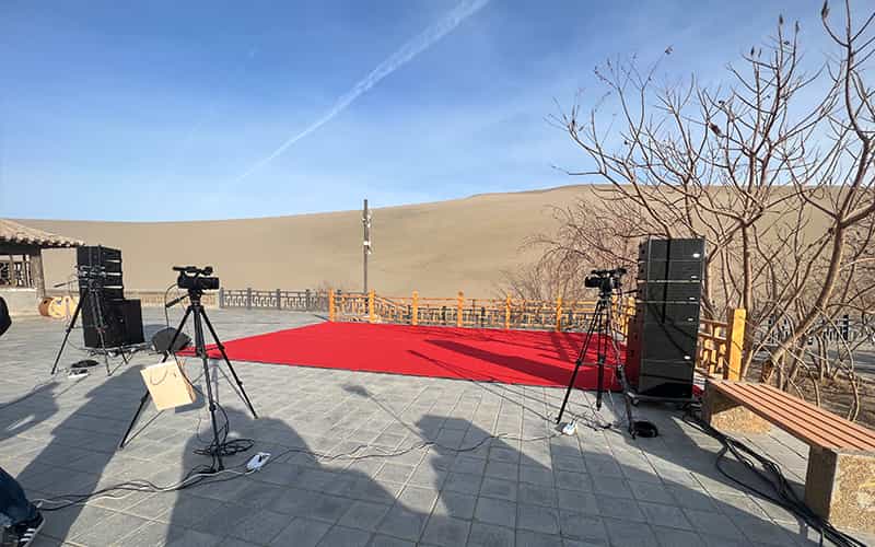 廣告物料制作會場布景舞臺搭建展位搭建舞臺燈光設(shè)備演藝音響高清LED屏 廣告物料制作會場布景舞臺搭建展位搭建舞臺燈光設(shè)備演藝音響高清LED屏