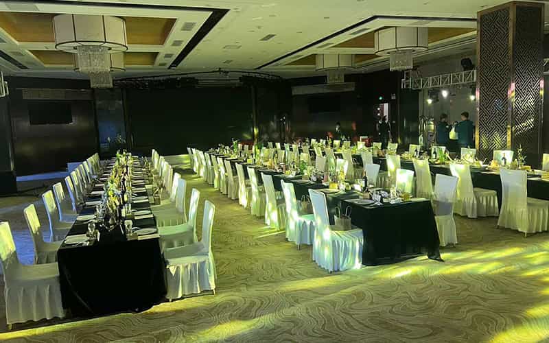 廣告物料制作會(huì)場布景舞臺(tái)搭建展位搭建舞臺(tái)燈光設(shè)備演藝音響高清LED屏 廣告物料制作會(huì)場布景舞臺(tái)搭建展位搭建舞臺(tái)燈光設(shè)備演藝音響高清LED屏